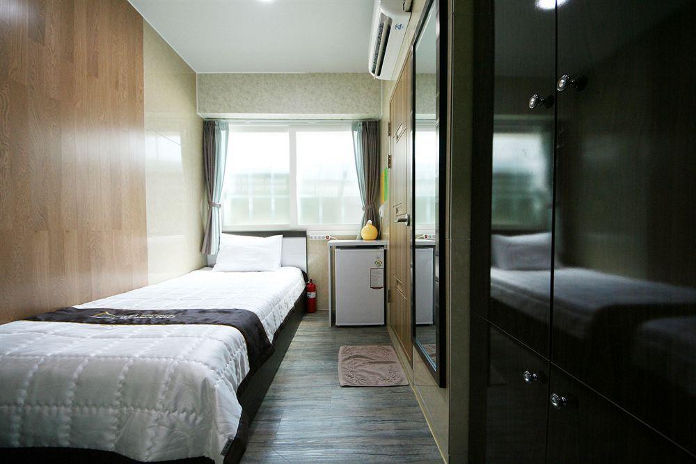 Guesthouse Myeongdong 2 Seoul Exterior foto