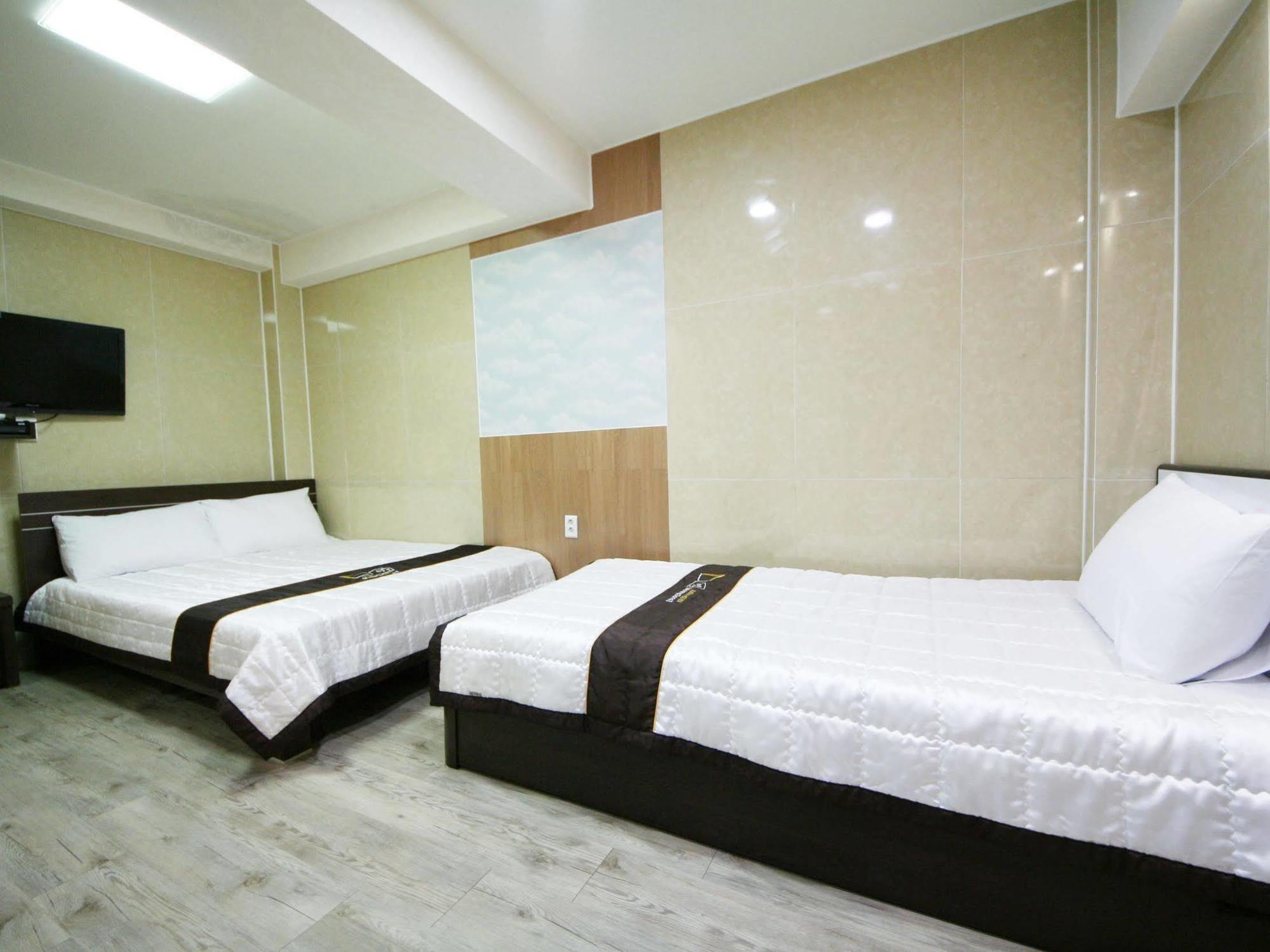 Guesthouse Myeongdong 2 Seoul Exterior foto
